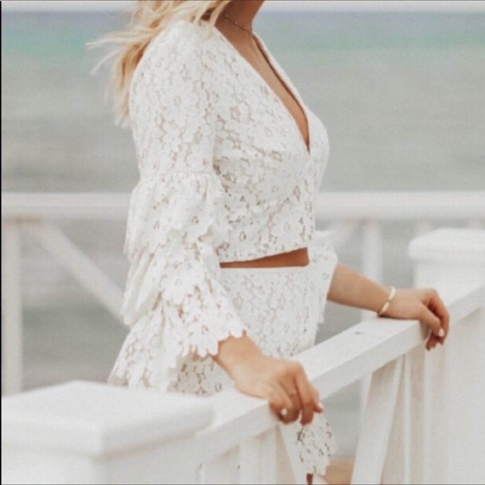 Two piece set by Saylor